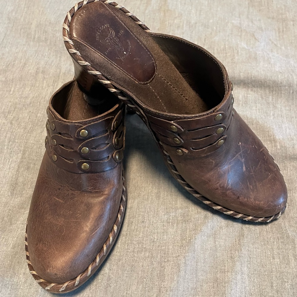 Frye Brown Leather Mules/Clogs